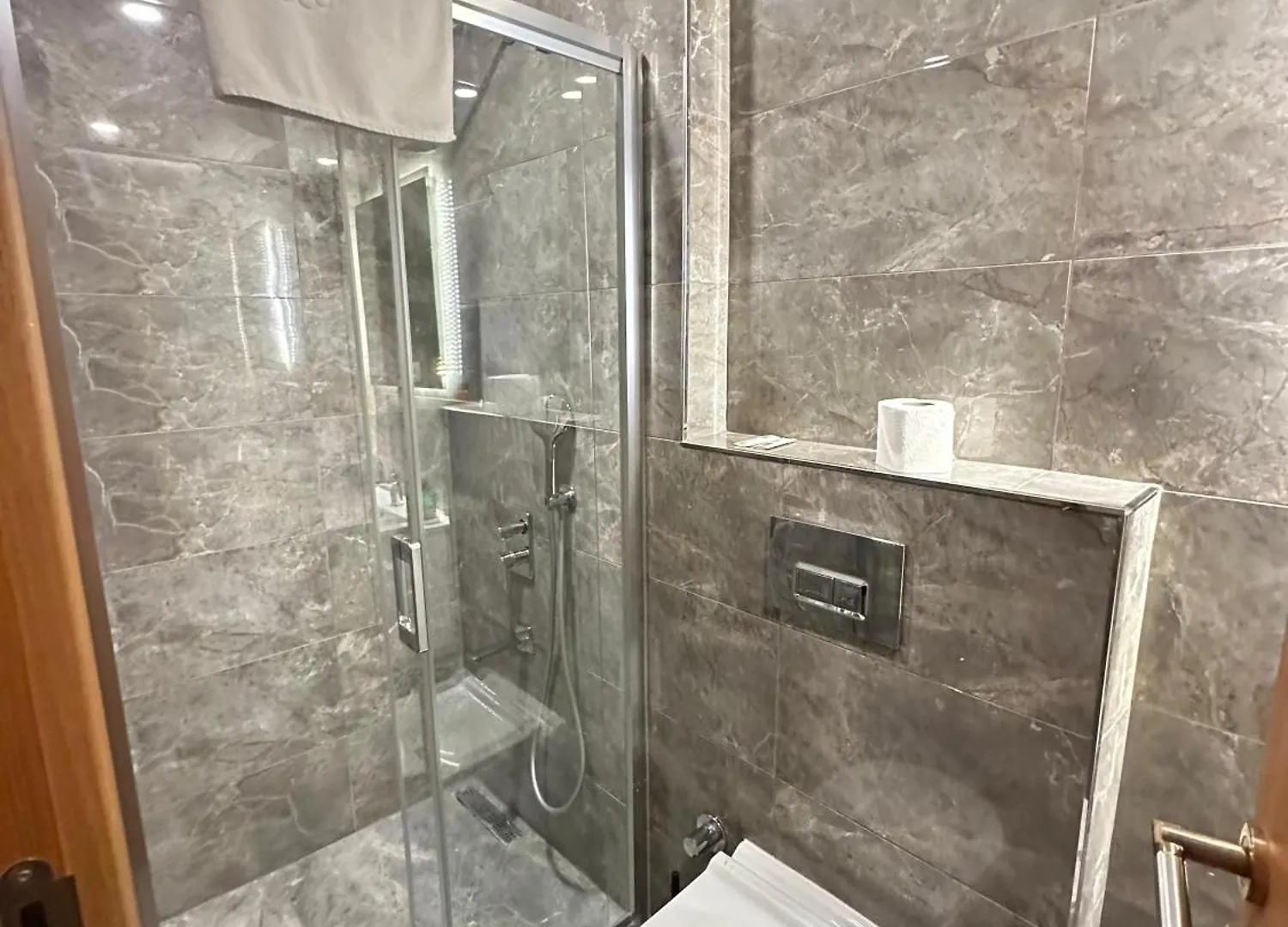 Hotel Real Life Estambul 2*,
