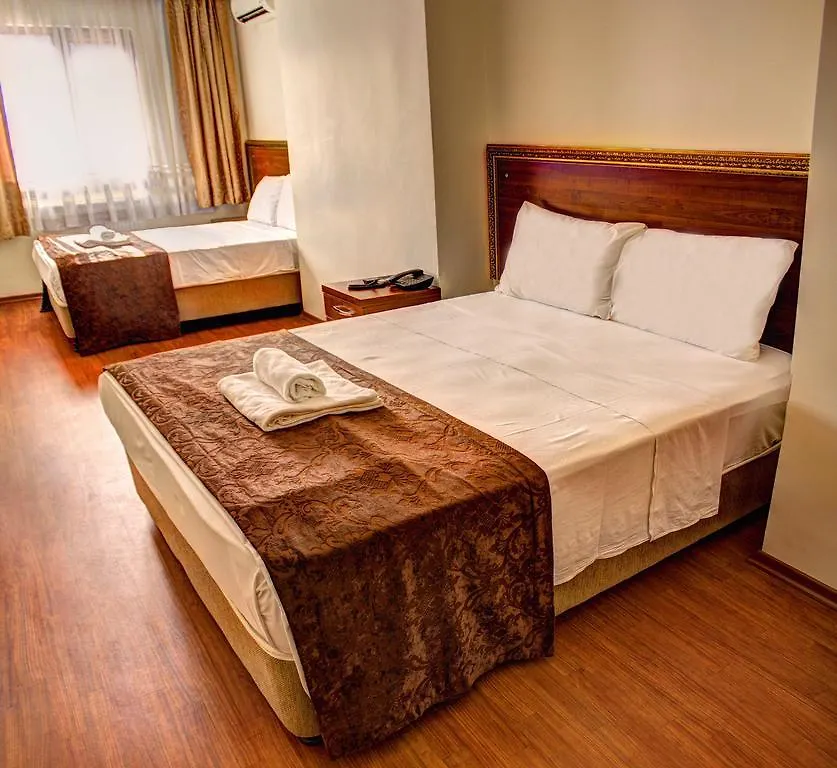 Hotel Real Life Estambul 2*,